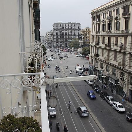 Youthhome B&B Napoli Eksteriør bilde