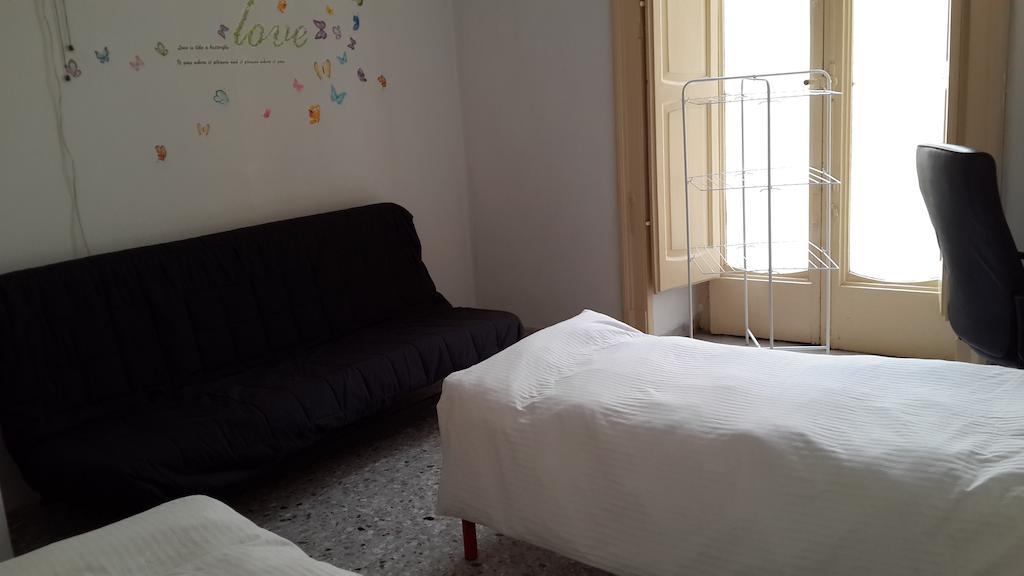 Youthhome B&B Napoli Eksteriør bilde